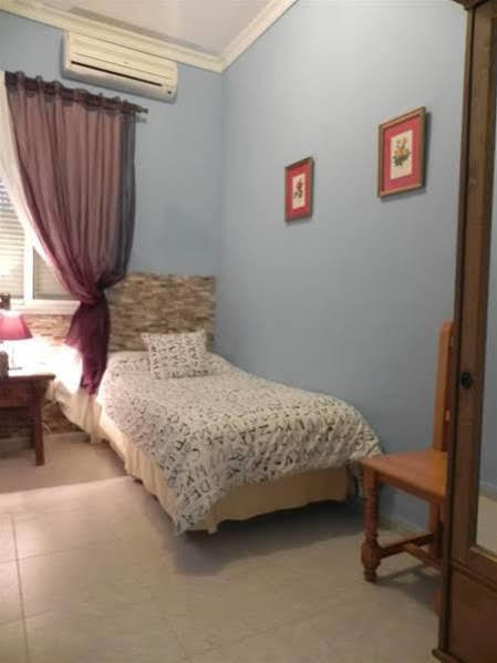 Hostal Playa Hidalgo 로타 외부 사진