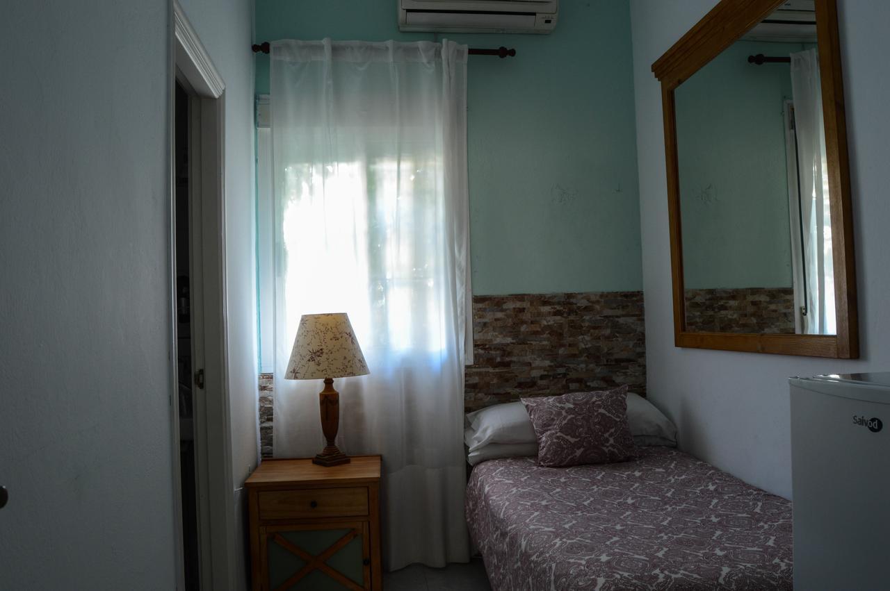 Hostal Playa Hidalgo 로타 외부 사진